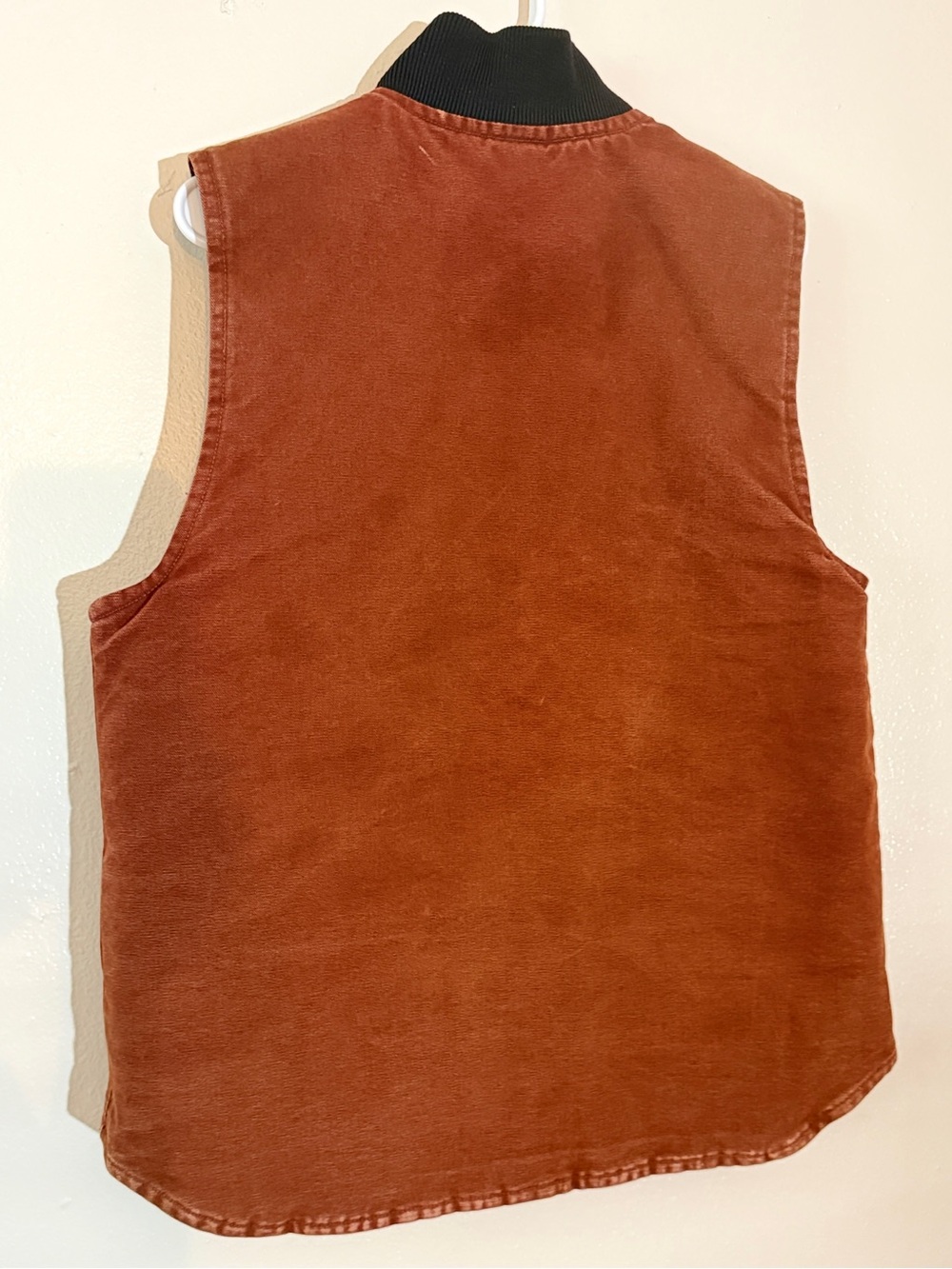 Carhartt Insulated Vest Men’s Size Medium - Picture 2 of 11